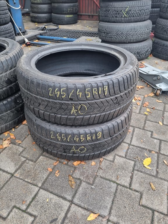  245/4519" újszerű Pirelli Sottozero 3 téli gumi 2db  1. kép