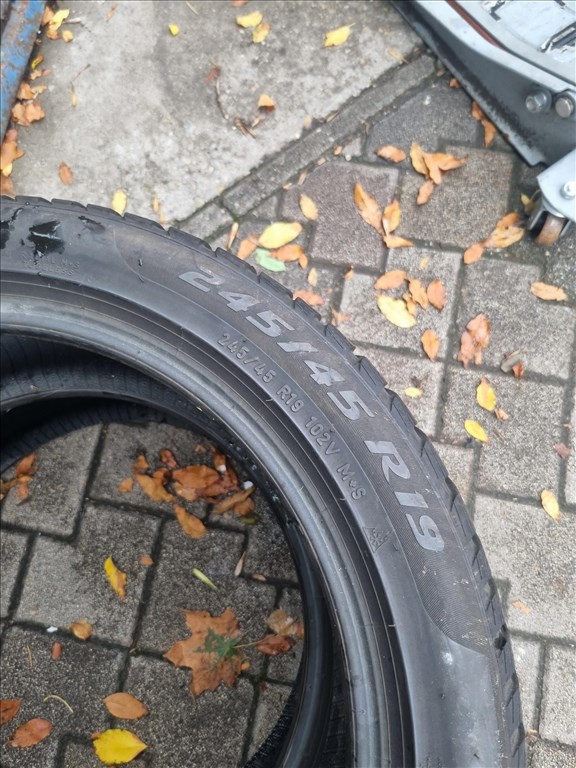  245/4519" újszerű Pirelli Sottozero 3 téli gumi 2db  5. kép