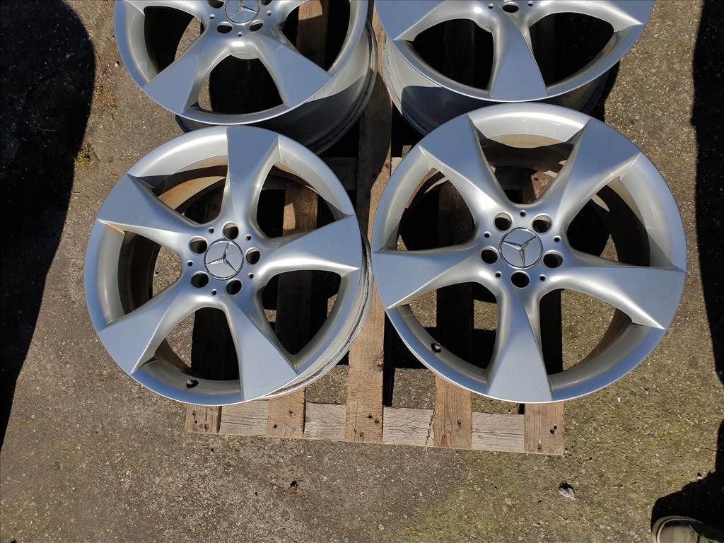 19" 5x112 Mercedes W218 CLS (2 széles) 2. kép