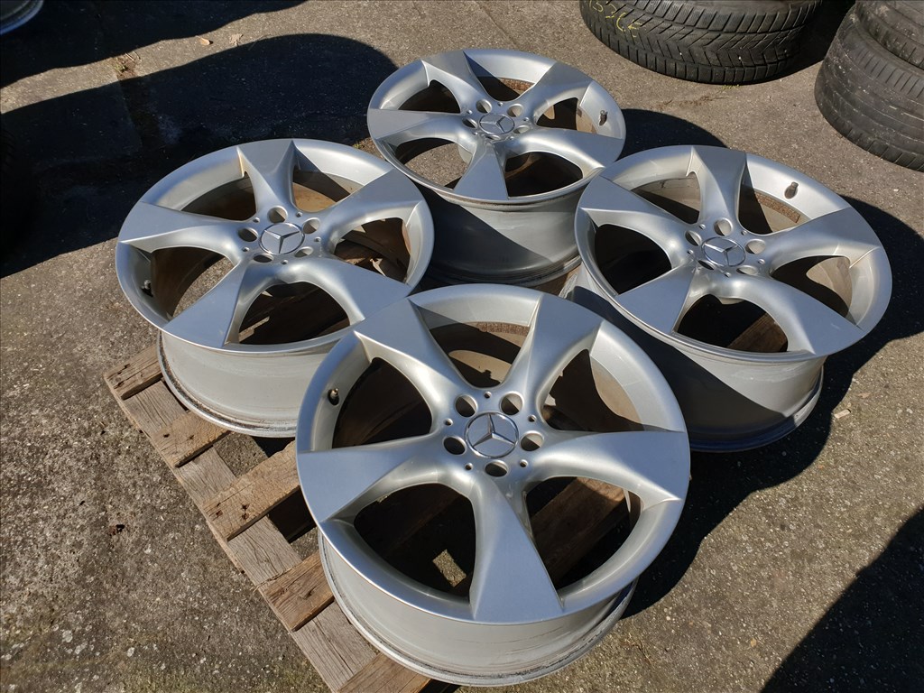 19" 5x112 Mercedes W218 CLS (2 széles) 5. kép