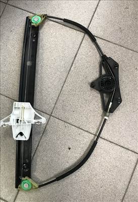 Skoda Octavia III Kombi -- bal hátsó ablakemelő szerkezet