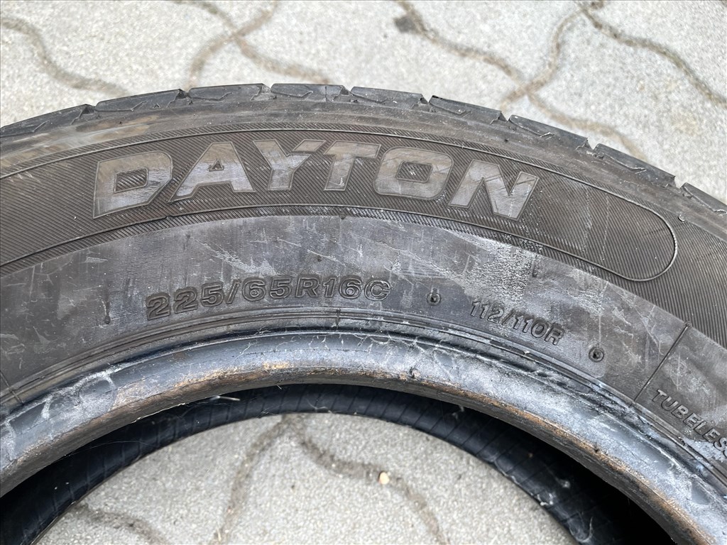  225/65R16C  újszerű Dayton nyári gumi 4db 6. kép