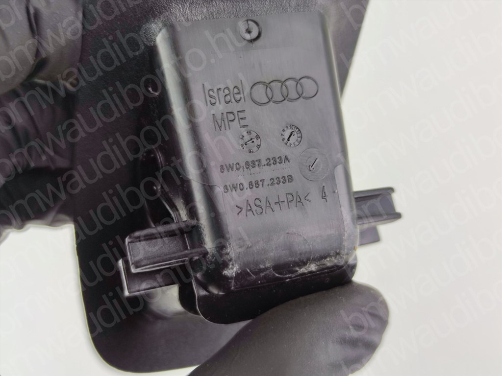 AUDI A4 B9 (8W2, 8WC) ISOFIX burkolat (8W0837233A) 2. kép
