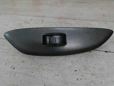 TOYOTA YARIS 99.04-05.09 Jobb első ablakemelő kapcsoló