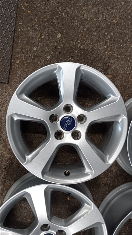  5x108 lyukosztású 7JJ 16" használt (gyári felni) alufelni 5. kép