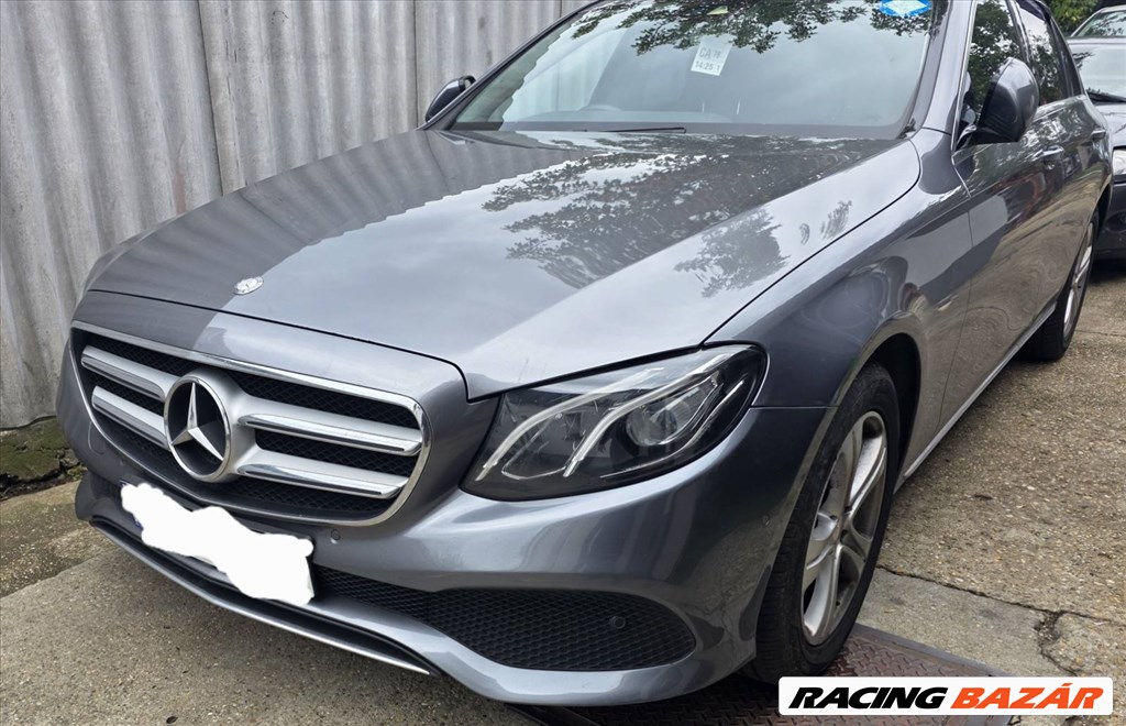 Mercedes E-osztály (W213) bontott alkatrészei Eladók Mercedes e 220 2016-2021-ig 9g tronic  6. kép