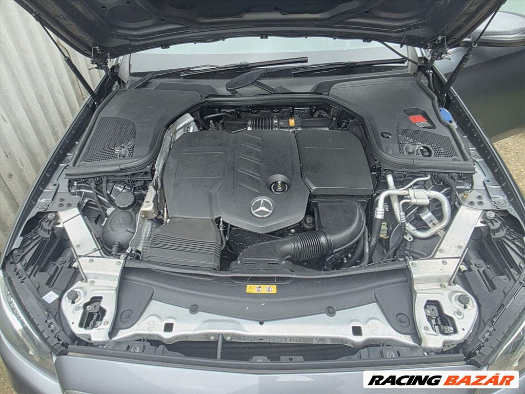 Mercedes E-osztály (W213) bontott alkatrészei Eladók Mercedes e 220 2016-2021-ig 9g tronic  16. kép