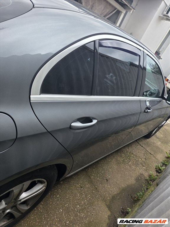Mercedes E-osztály (W213) bontott alkatrészei Eladók Mercedes e 220 2016-2021-ig 9g tronic  19. kép