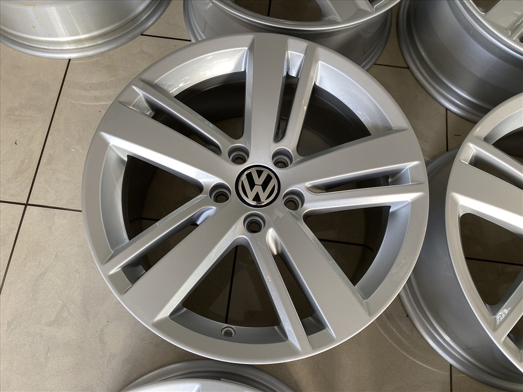 (3818) Volkswagen 17 gyári alufelni felni, 5x112, Passat 7. kép
