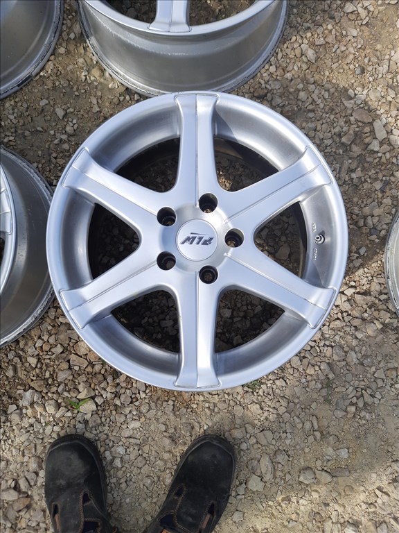  BMW F20/21 5x120 lyukosztású 8JJ R17 használt PLW alufelni Szenzorokkal!! jxx 2. kép