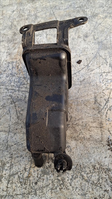 Audi A4 (B6) 1.8T szervó tartály 8E0 422 373 8e0422373 3. kép