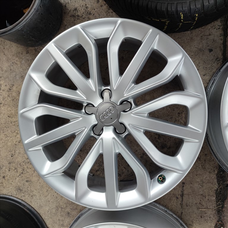 5x112 19 Gyári Audi alufelni 199000ft a 4db/68/ 2. kép