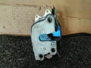 Suzuki Swift II Bal hátsó Ajtózár *72857*