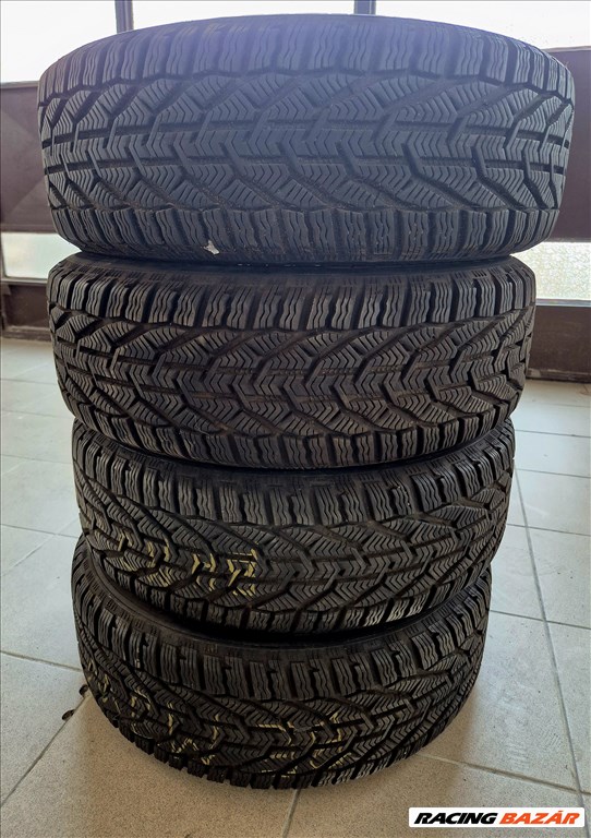  16" lemezfelni 5x112 , Taurus téligumi 7mm  3. kép