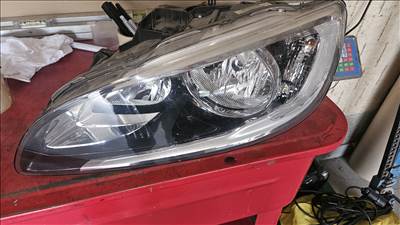 Volvo V60 Facelift halogén