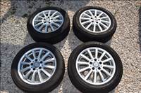  Mercedes gyári 16 colos alufelnin, szerelt 205 55 16 téli gumi.