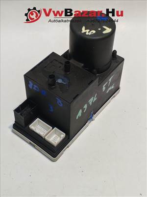 Központizár kompresszor AUDI A3, A4 B5 8d0862257b 8D0862257B......