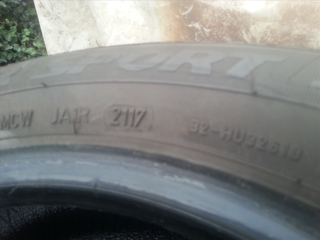  175/60R16 Dunlop defekttűrő téli gumi garnitúra 8. kép