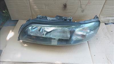 Volvo 8620686 V70 XC70 jobb fényszóró