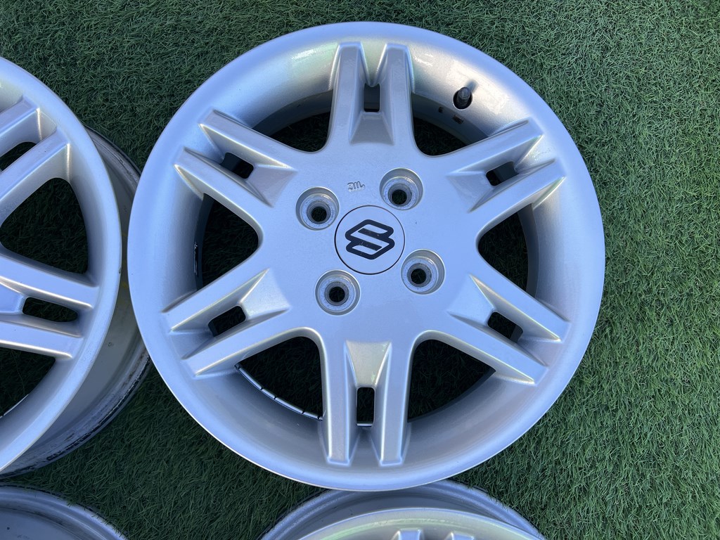 4x100 14" Suzuki gyári alufelni 4Jx14h2 ET45 3. kép