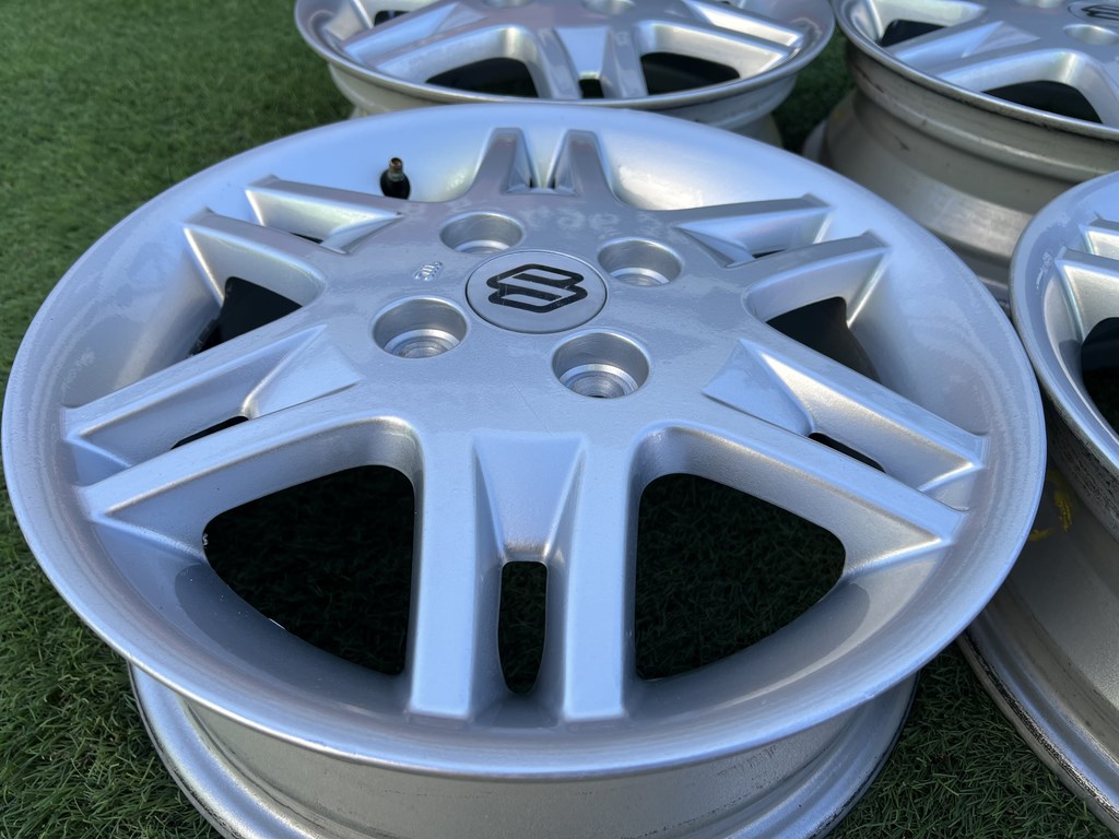 4x100 14" Suzuki gyári alufelni 4Jx14h2 ET45 5. kép