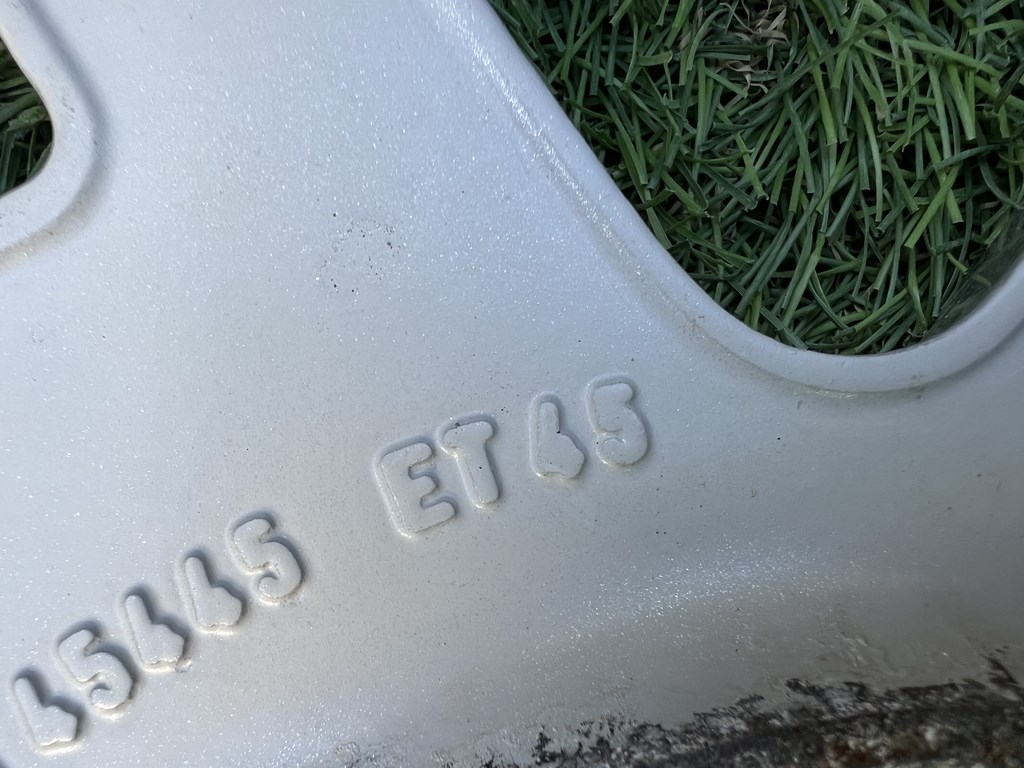 4x100 14" Suzuki gyári alufelni 4Jx14h2 ET45 7. kép