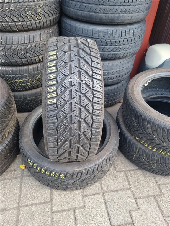  225/4018" újszerű Taurus Winter téli gumi 2db  3. kép