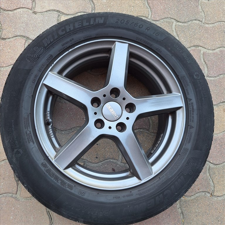 Dezent alufelni 5x108 lyukosztású 6,5J 16" használt  (Opel Combo 2020) 3. kép