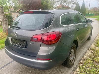 Opel Astra J BONTOTT Alkatrészei A17DTS