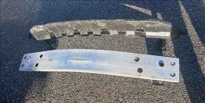 Lexus UX (ZA10) lökhárító gerenda 