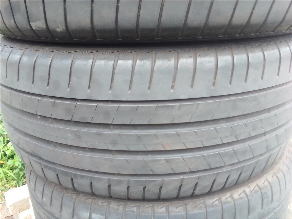  245/45R19 Bridgestone Turanza T005 nyári gumi garnitúra 2022-es 2. kép