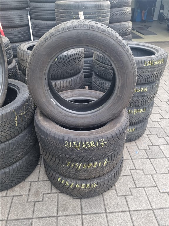  215/6517" újszerű Bridgestone Blizzak LM001 téli gumi 4db  2. kép