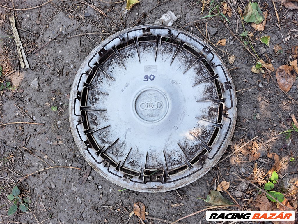 1db 15" Audi 80 100 gyári dísztárcsa eladó!!! (Kód 90)  2. kép