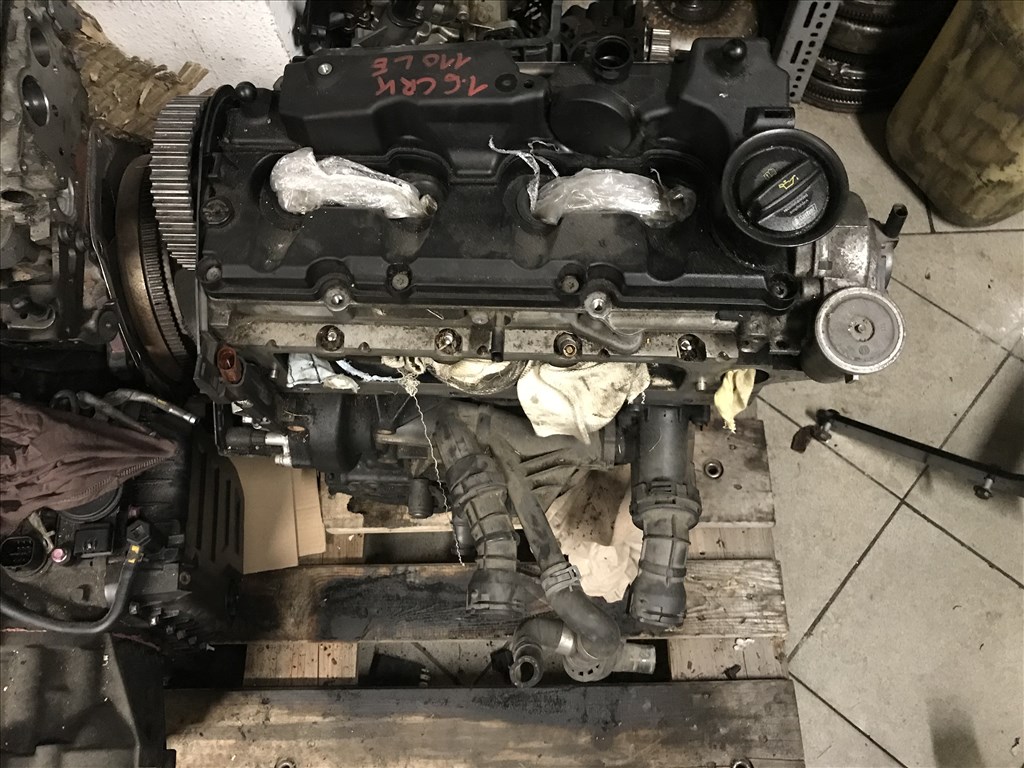 Skoda Octavia III 1,6 CR CRK fűzött blokk hengerfejjel 1. kép