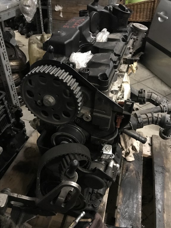 Skoda Octavia III 1,6 CR CRK fűzött blokk hengerfejjel 3. kép