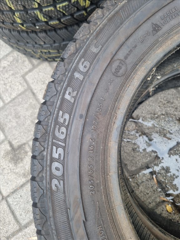  205/6516C" újszerű Semperit Van-Grip téli gumi 2db  6. kép