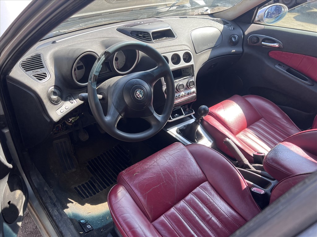 Alfa Romeo 156 1.9D bontott alkatrészei 2. kép