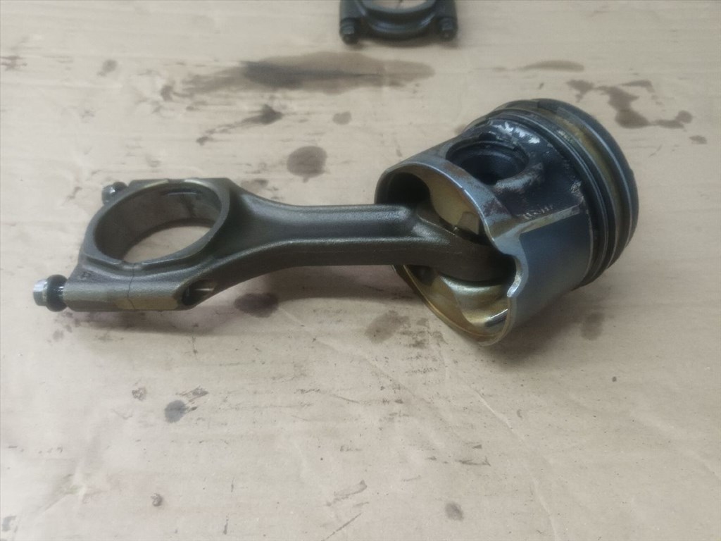 Opel Astra K 1.6 CDTI Dugattyú és Hajtókar 8277 ,  0687776302 b16dt-lvl-lvk 1. kép