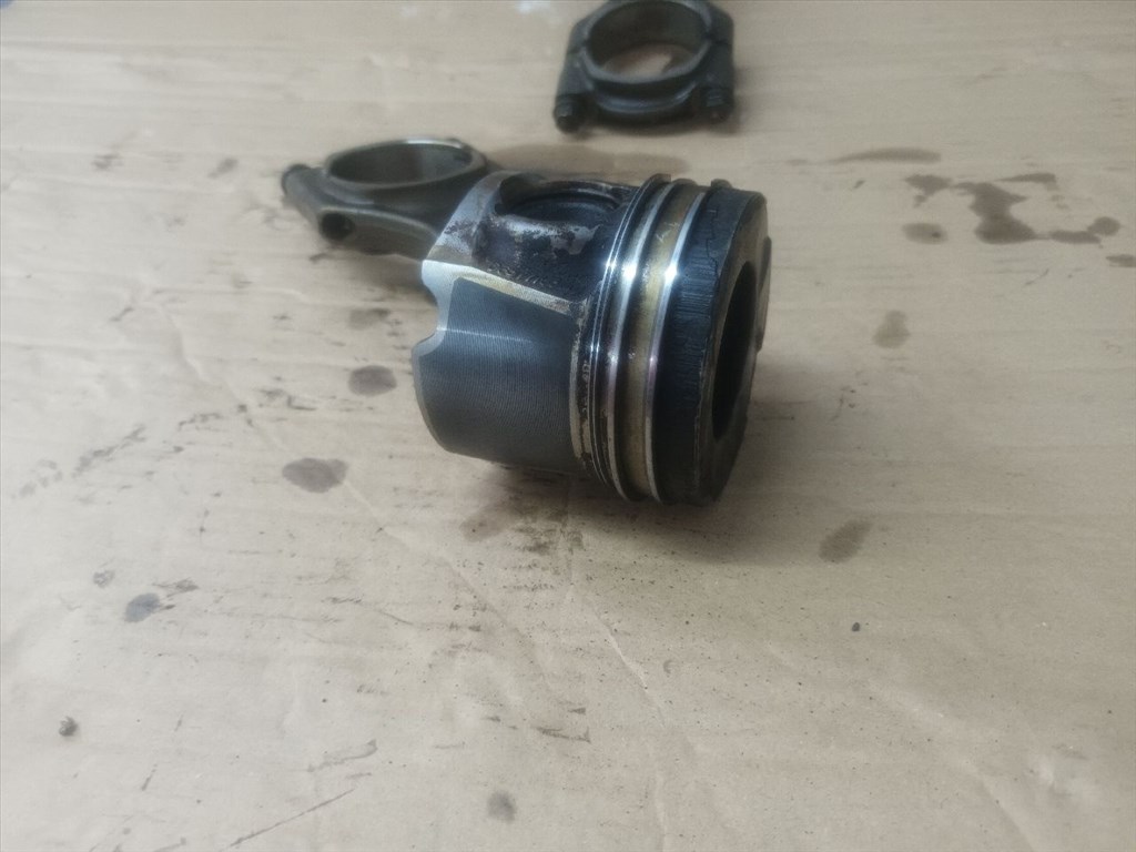 Opel Astra K 1.6 CDTI Dugattyú és Hajtókar 8277 ,  0687776302 b16dt-lvl-lvk 2. kép