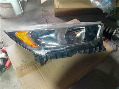 Ford Kuga Mk2 Jobb fényszóró  90101771 gv4113w029ad