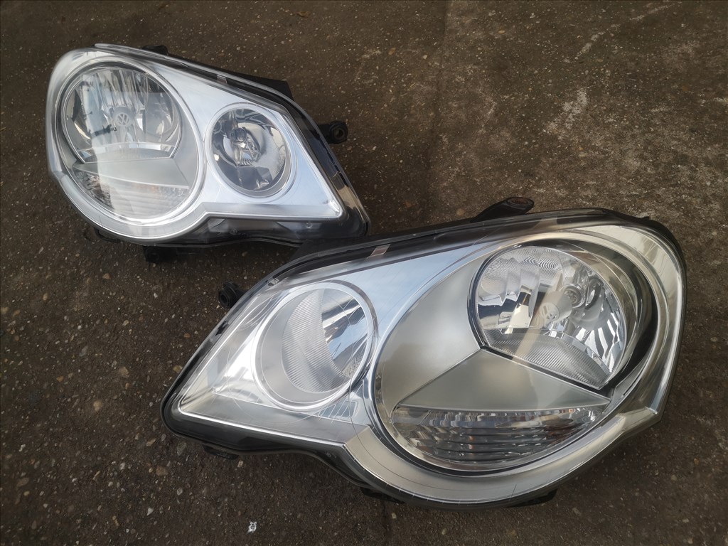 Volkswagen Polo gyári első fényszóró pár 1. kép
