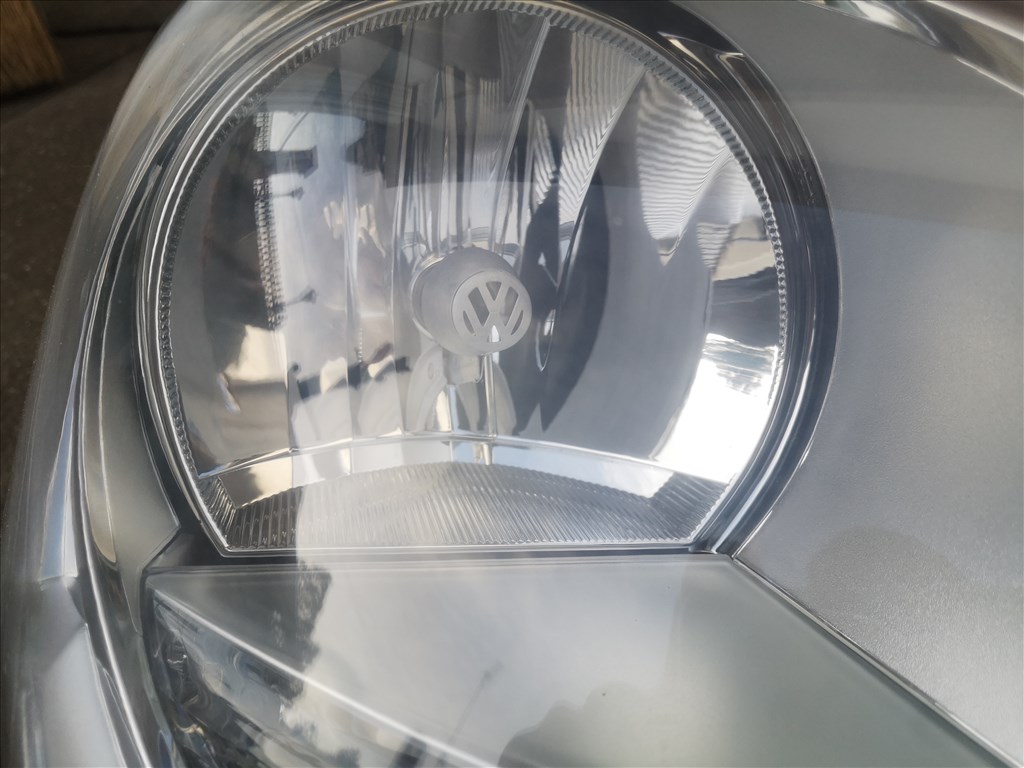 Volkswagen Polo gyári első fényszóró pár 6. kép