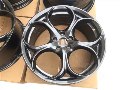 Alufelni első - GIULIA - 156159326, 156113555 -  - FIAT eredeti Eredeti új 156159326