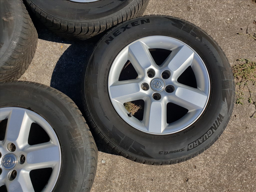 16" 5x114,3 Toyota RAV4 4. kép