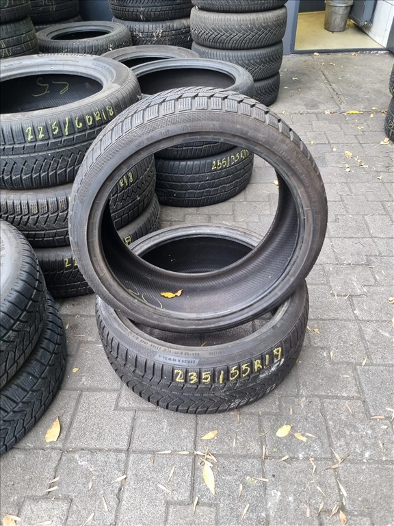  235/3519" újszerű Continental WinterContact TS850P téli gumi 2db  2. kép