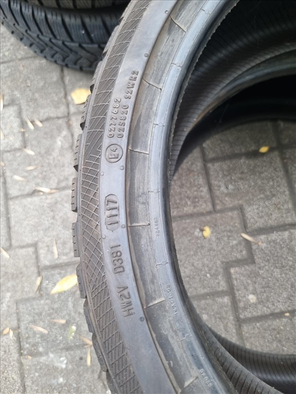  235/3519" újszerű Continental WinterContact TS850P téli gumi 2db  6. kép