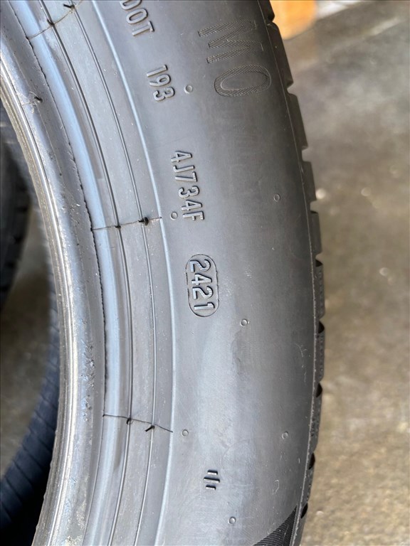  245/4518" használt Michelin nyári gumi gumi 1. kép