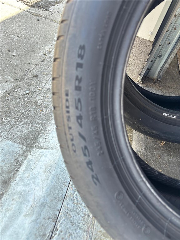  245/4518" használt Michelin nyári gumi gumi 2. kép