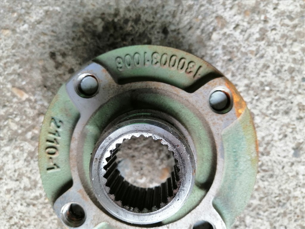 SsangYong Musso Osztómű hátsó kihajtás (KARDÁNTENGELY)  1300031006 3. kép