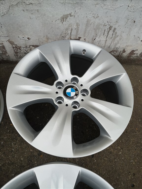5x120 19 Gyári BMW színterezett alufelni 220000ft a 4db/395/ 2. kép